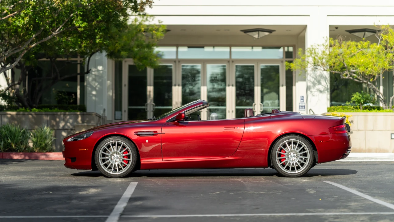 2006 Aston Martin DB9 - Image 7 of 31
