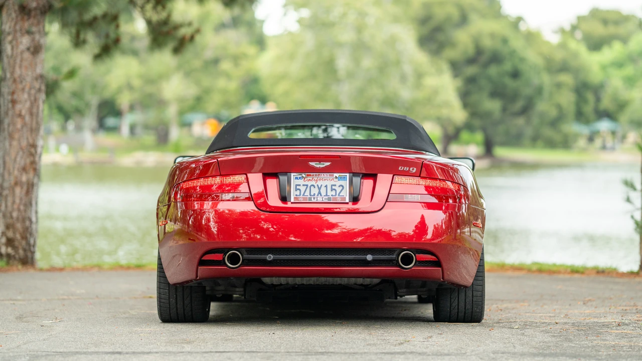 2006 Aston Martin DB9 - Image 13 of 31