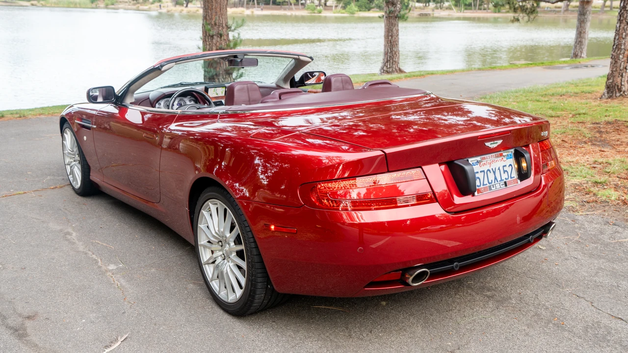 2006 Aston Martin DB9 - Image 16 of 31