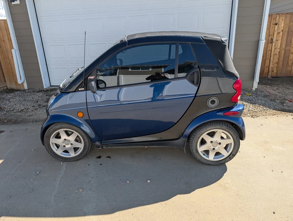2006 Smart Fortwo 1st Gen - Image 2 of 10