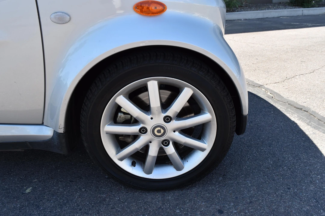 2006 Smart Fortwo 1st Gen - Image 17 of 31