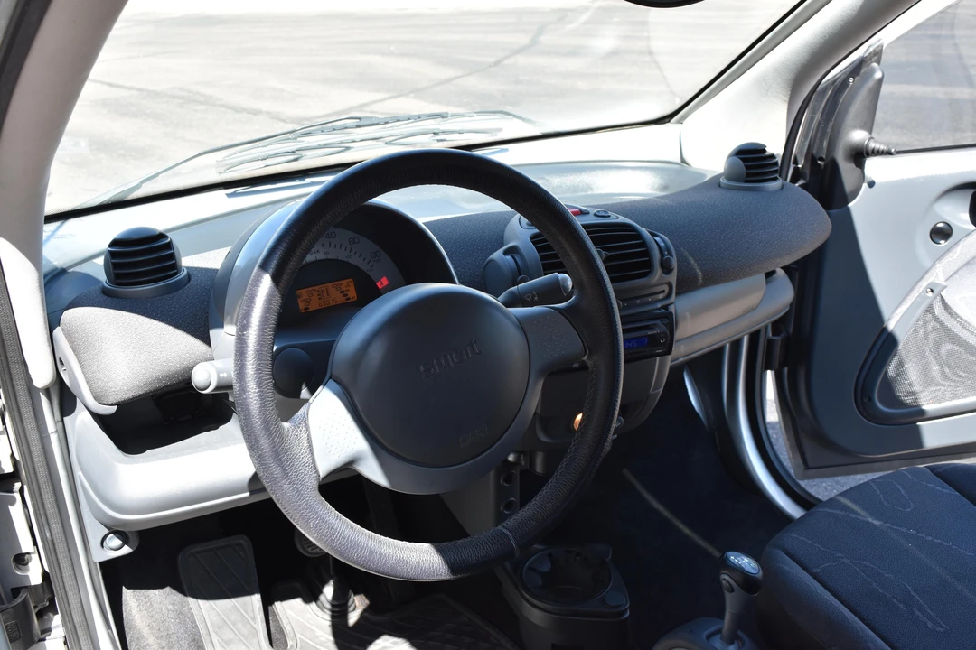 2006 Smart Fortwo 1st Gen - Image 18 of 31
