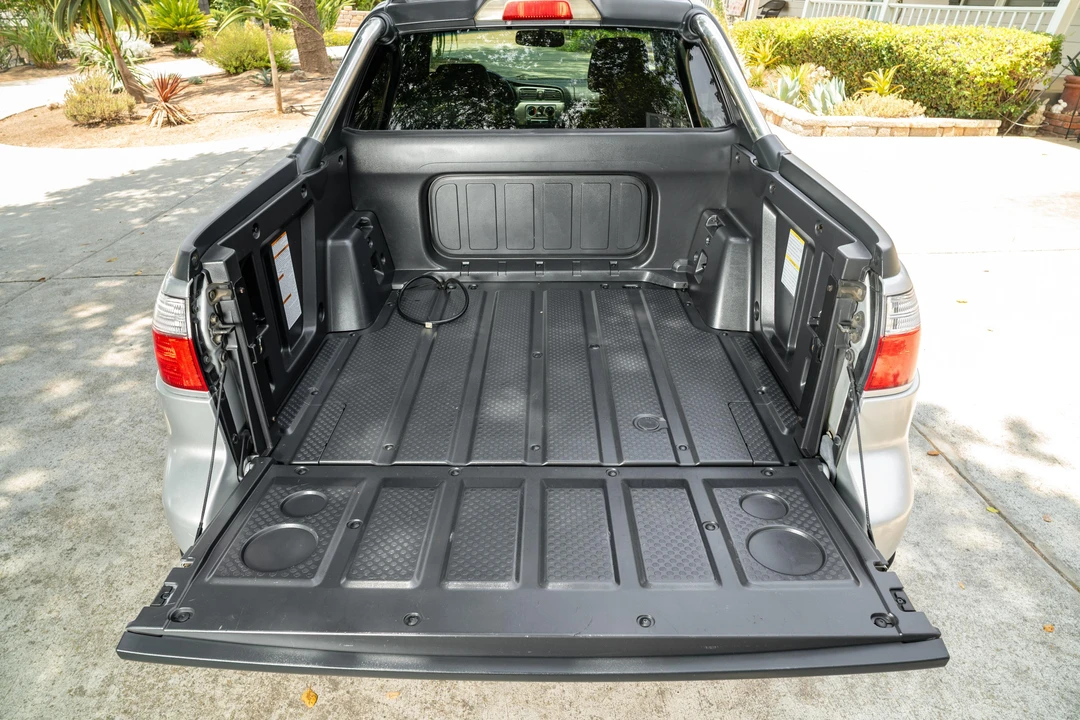 2006 Subaru Baja - Image 23 of 31