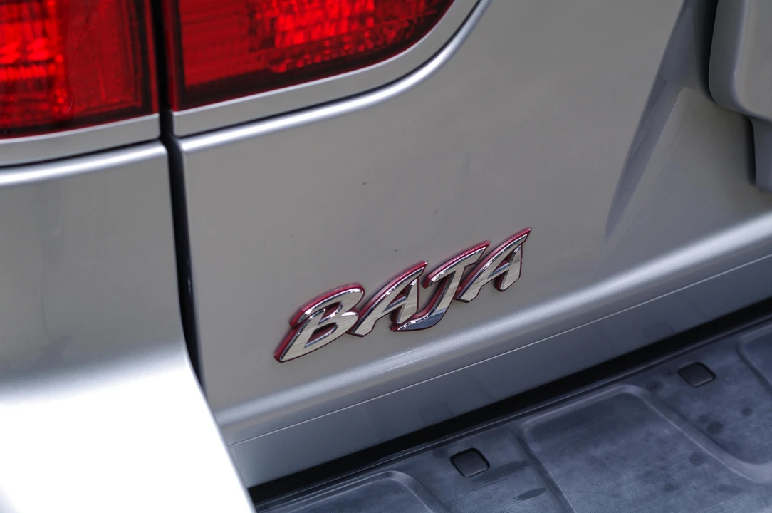 2006 Subaru Baja - Image 18 of 31