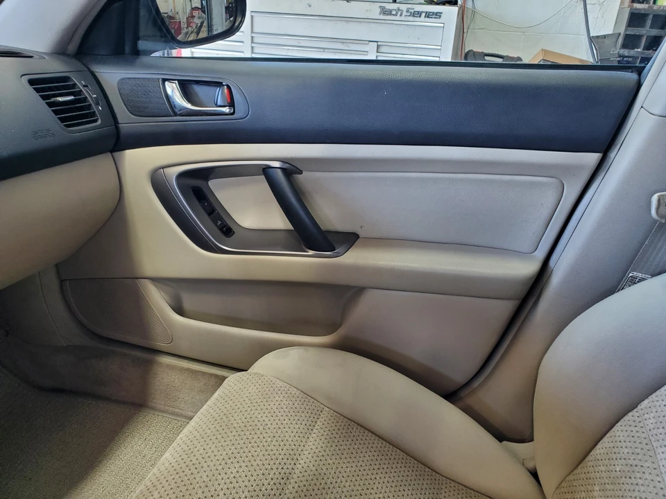 2006 Subaru Legacy 4th Gen - Image 13 of 19