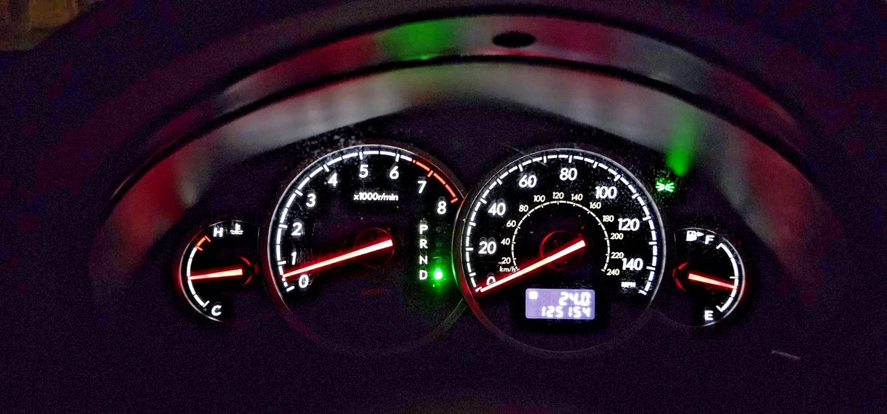 2006 Subaru Legacy 4th Gen - Image 13 of 31
