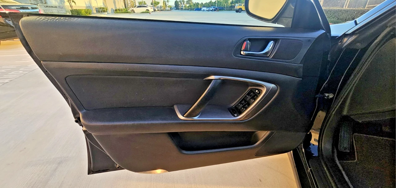 2006 Subaru Legacy 4th Gen - Image 10 of 31