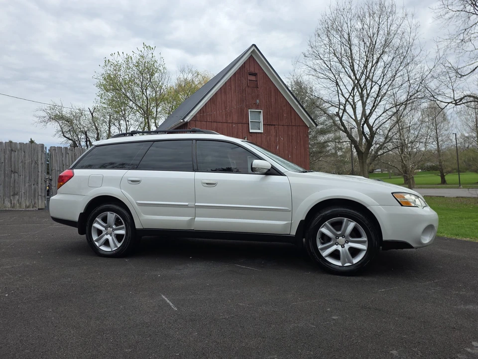 2006 Subaru Outback 3rd Gen - Image 16 of 31