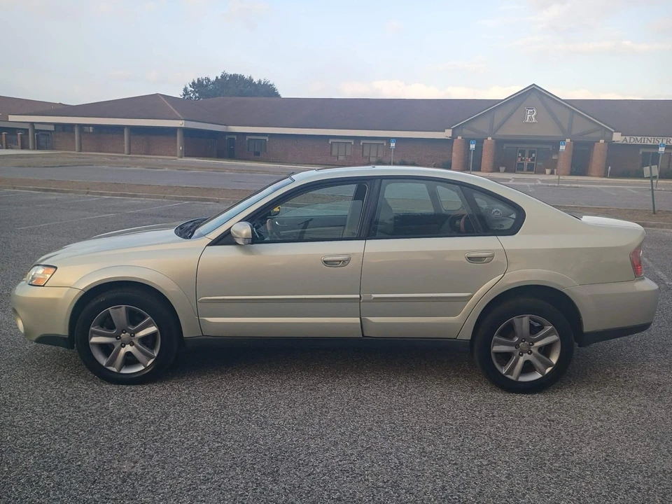 2006 Subaru Outback 2nd Gen - Image 5 of 13