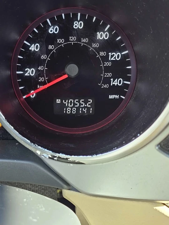 2006 Subaru - Image 11 of 13