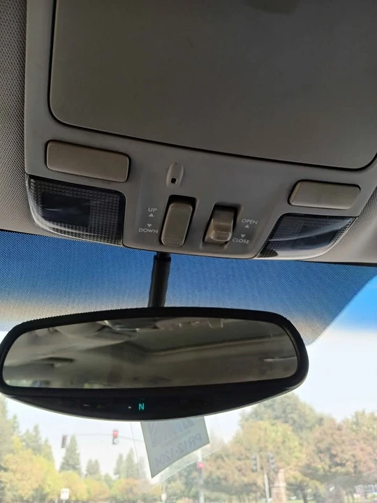 2006 Subaru - Image 3 of 10