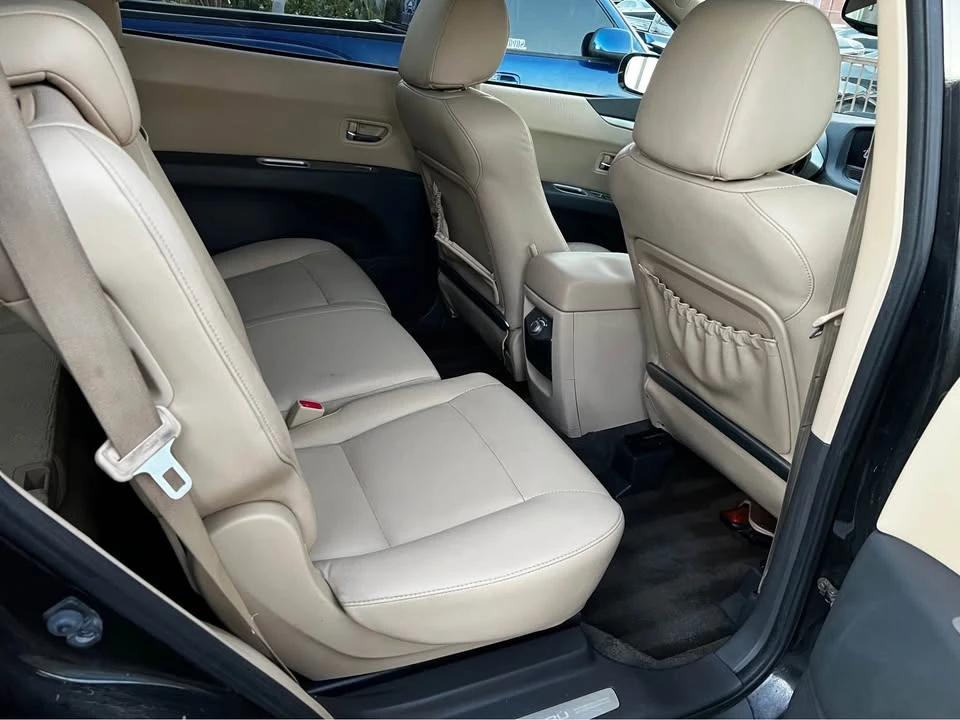 2006 Subaru - Image 12 of 14