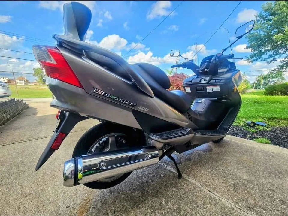 2006 Suzuki Motorcycles - Image 2 of 5