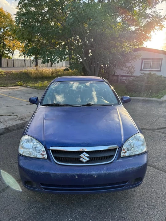 2006 Suzuki - Image 2 of 7