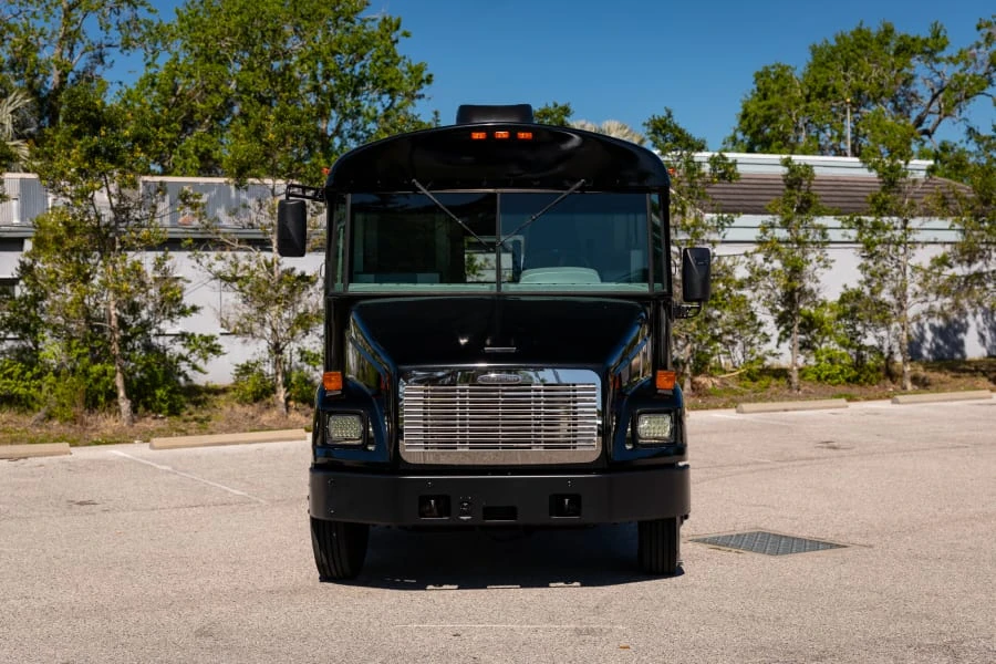 2006 Freightliner - Image 4 of 31