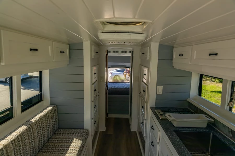 2006 Freightliner - Image 12 of 26