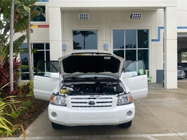 2006 Toyota Highlander - Image 17 of 21