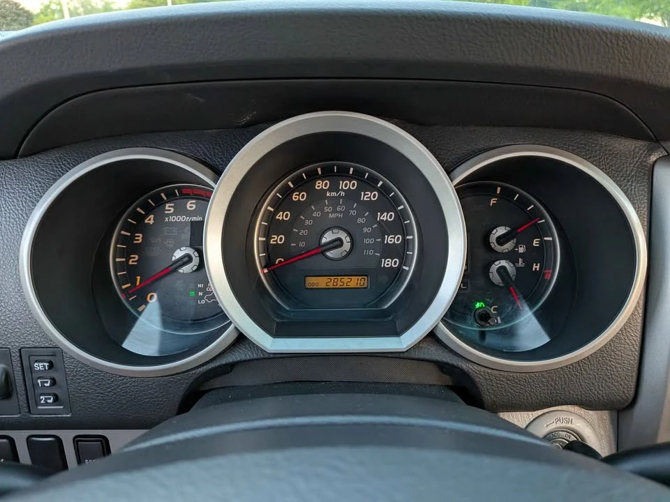 2006 Toyota 4Runner - Image 9 of 19