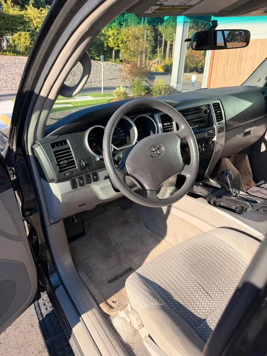 2006 Toyota 4Runner 4th Gen - Image 13 of 17