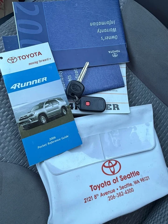 2006 Toyota 4Runner 4th Gen - Image 12 of 17