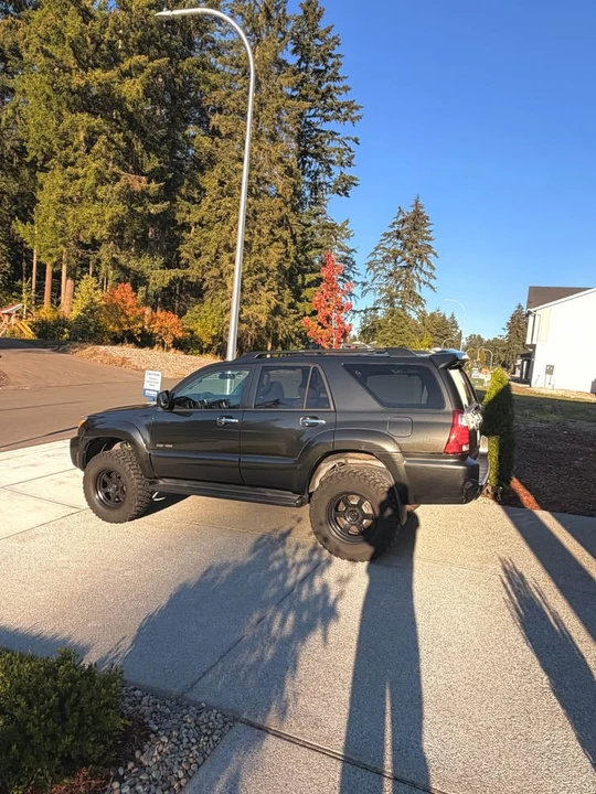 2006 Toyota 4Runner 4th Gen - Image 9 of 17
