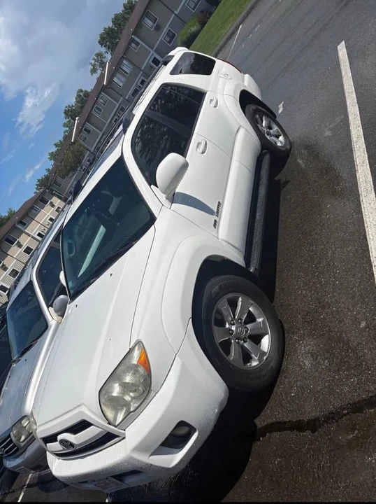2006 Toyota 4Runner 4th Gen - Image 2 of 13