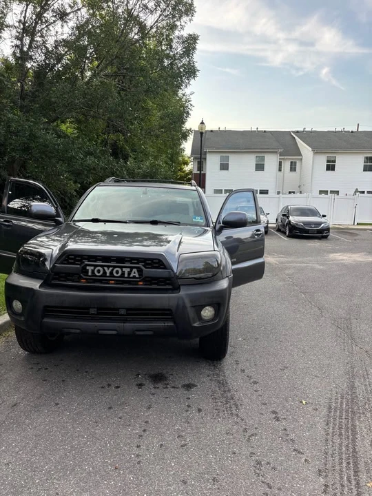 2006 Toyota 4Runner 4th Gen - Image 2 of 16