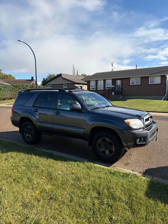 2006 Toyota 4Runner 4th Gen - Image 2 of 8