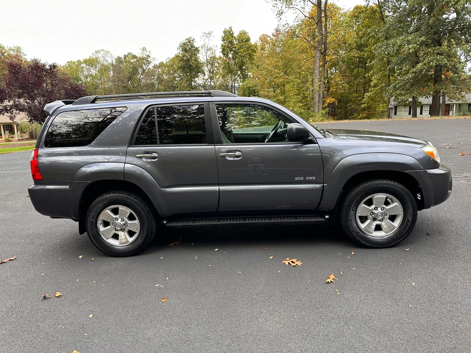 2006 Toyota 4Runner 4th Gen - Image 11 of 31