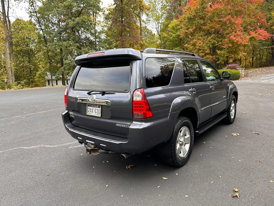 2006 Toyota 4Runner 4th Gen - Image 9 of 31