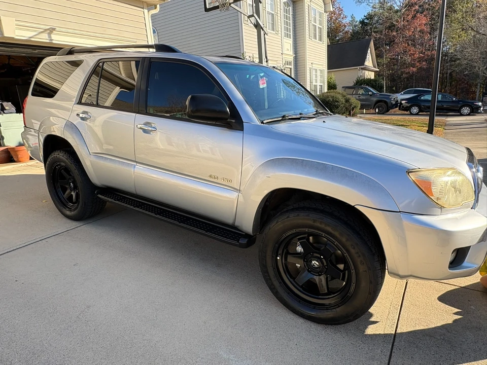 2006 Toyota 4Runner 4th Gen - Image 3 of 17