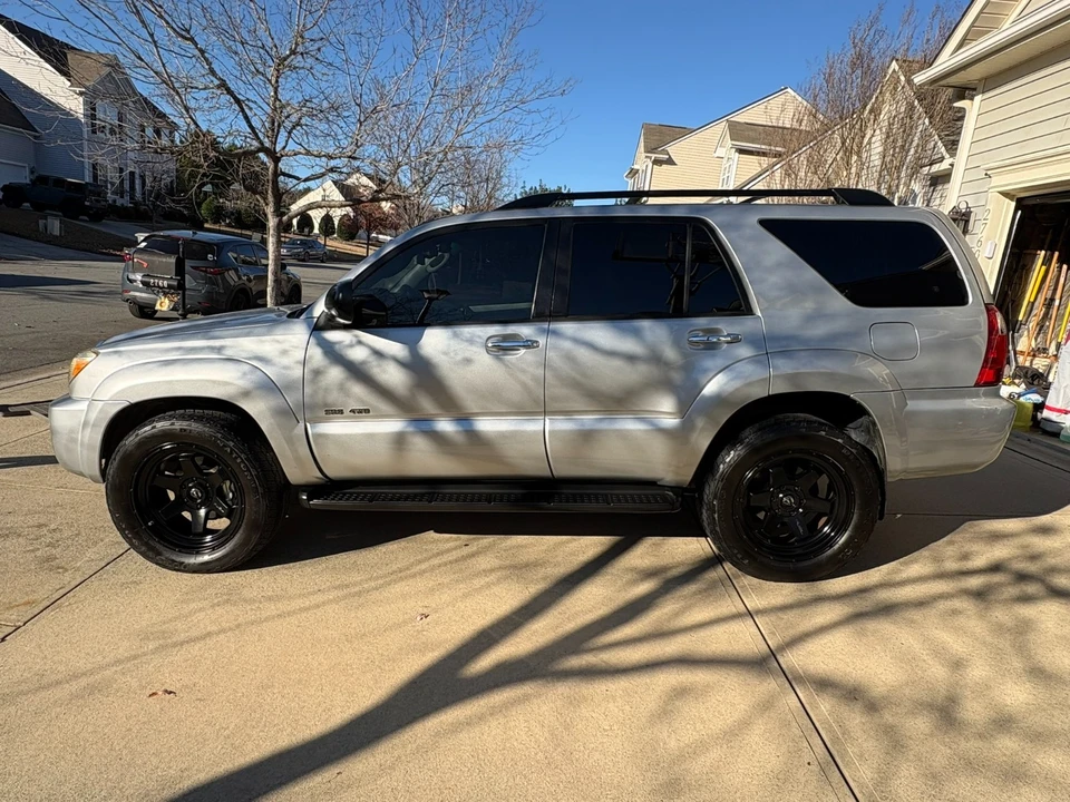 2006 Toyota 4Runner 4th Gen - Image 2 of 17