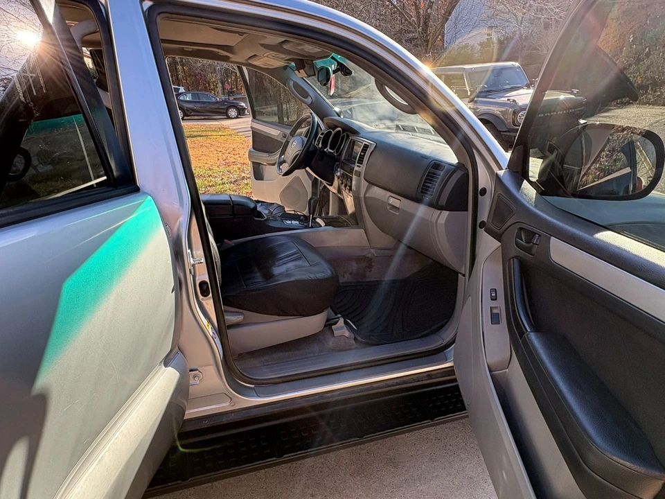 2006 Toyota 4Runner 4th Gen - Image 14 of 17