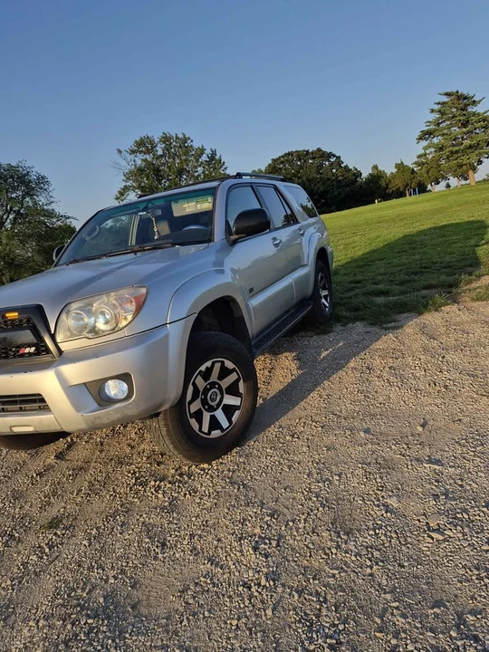 2006 Toyota 4Runner 4th Gen - Image 2 of 6