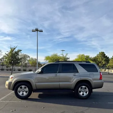2006 Toyota 4Runner SR5 Sport Utility 4D