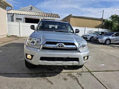 2006 Toyota 4Runner SR5 Sport Utility 4D