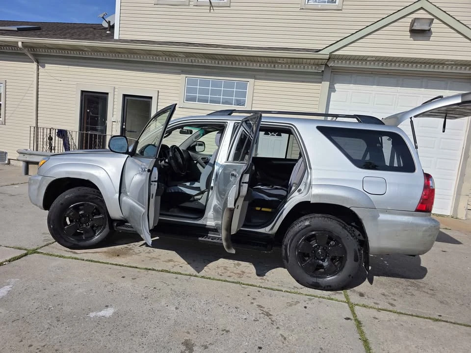 2006 Toyota 4Runner 4th Gen - Image 6 of 14