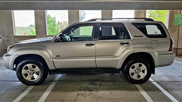 2006 Toyota 4Runner SR5 Sport Utility 4D