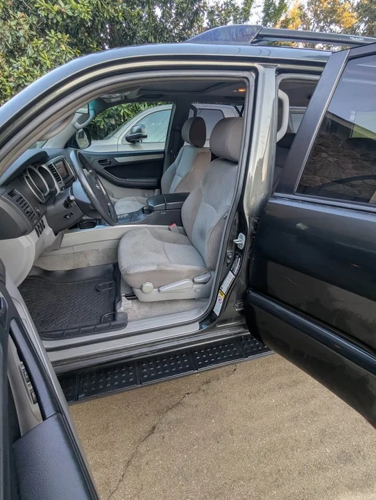 2006 Toyota 4Runner 4th Gen - Image 9 of 14