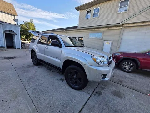 2006 Toyota 4Runner SR5 Sport Utility 4D