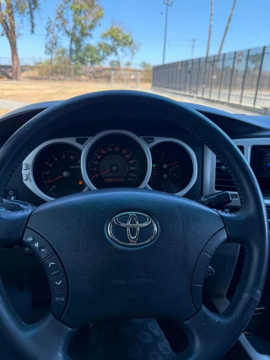 2006 Toyota 4Runner 4th Gen - Image 14 of 17