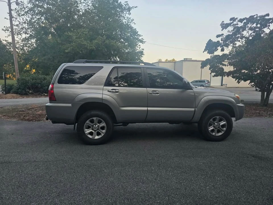 2006 Toyota 4Runner 4th Gen - Image 2 of 6