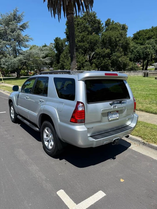 2006 Toyota 4Runner 4th Gen - Image 2 of 6