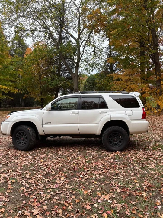2006 Toyota 4Runner 4th Gen - Image 2 of 15