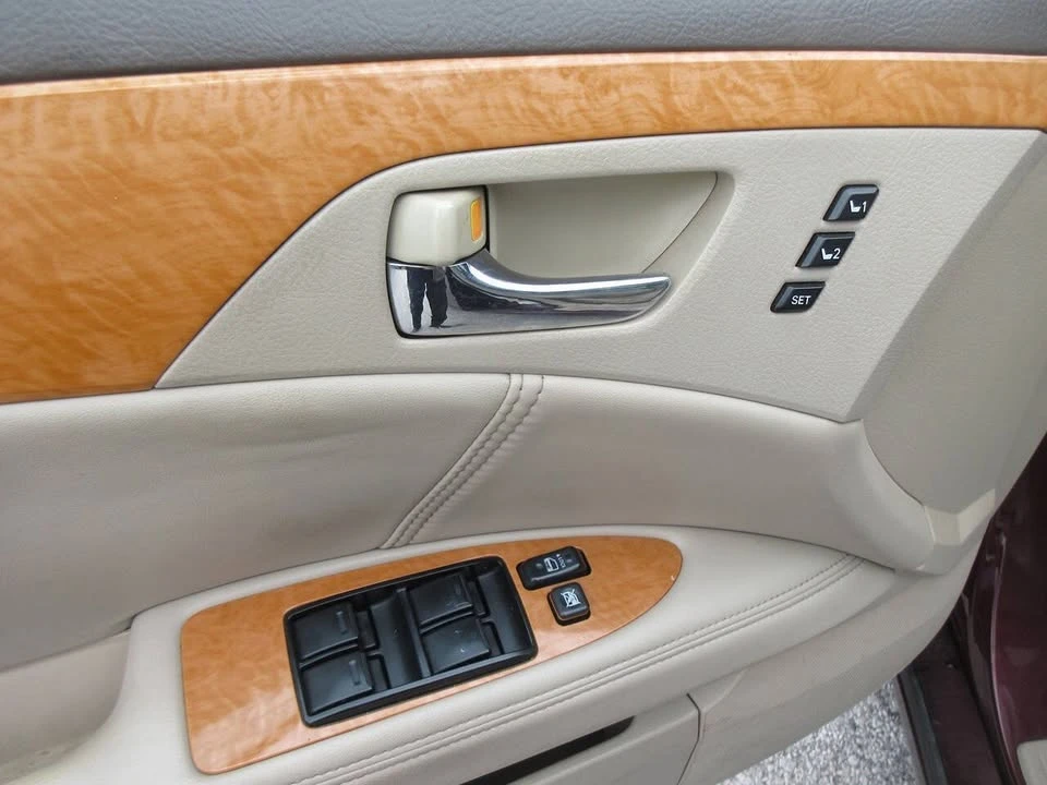 2006 Toyota Avalon 3rd Gen - Image 7 of 15