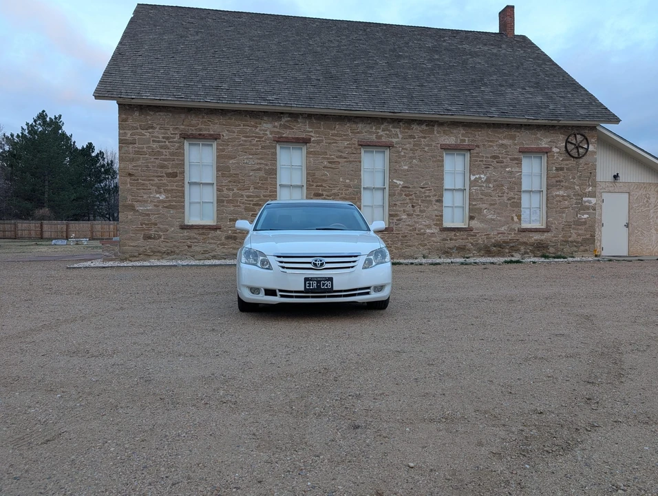 2006 Toyota Avalon 3rd Gen - Image 15 of 21