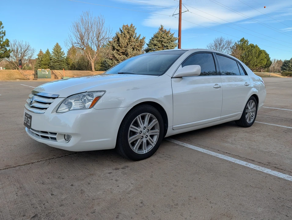 2006 Toyota Avalon 3rd Gen - Image 2 of 21