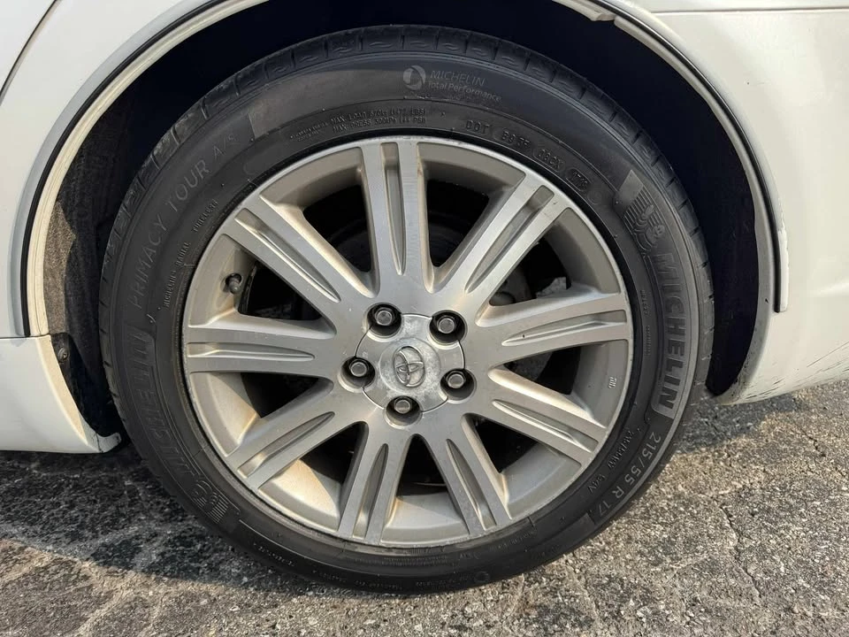2006 Toyota Avalon 2nd Gen - Image 17 of 18