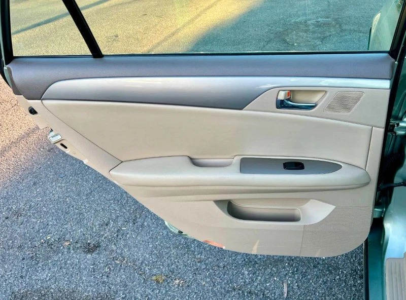 2006 Toyota Avalon 3rd Gen - Image 11 of 12