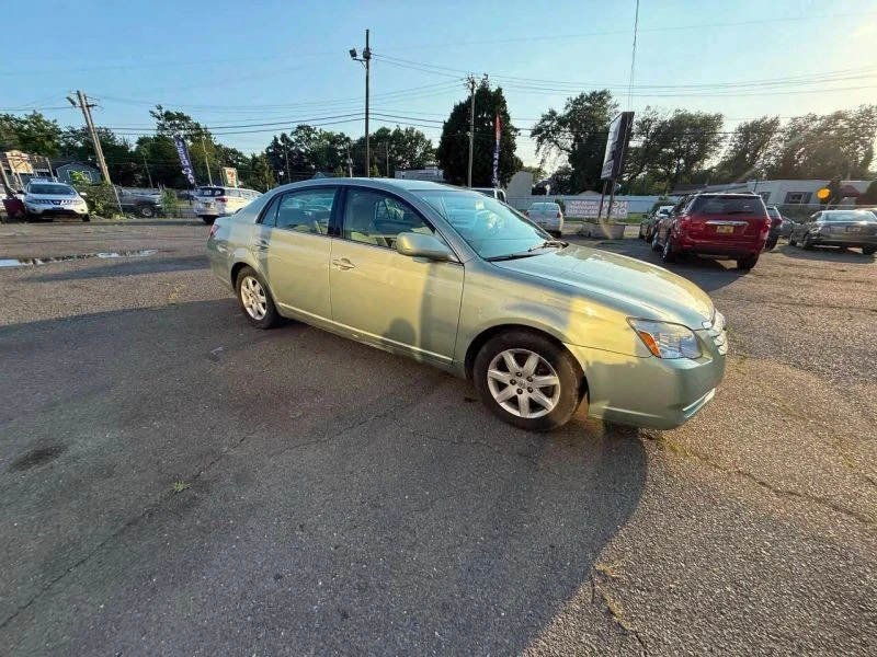 2006 Toyota Avalon 3rd Gen - Image 9 of 12